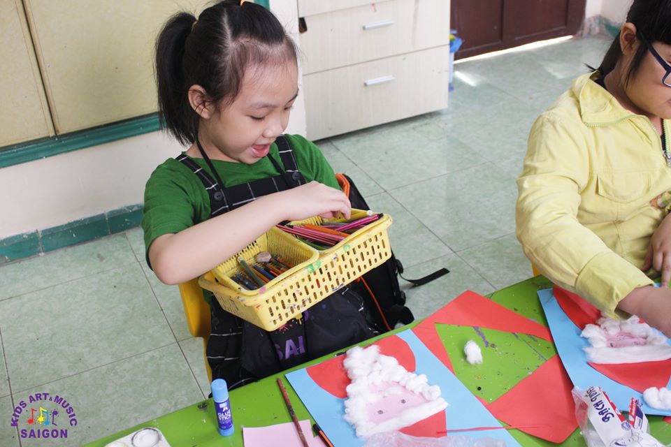 Có nên cho bé đi học vẽ hay không?- hình 2 Có nên cho bé đi học vẽ hay không?- hình 2