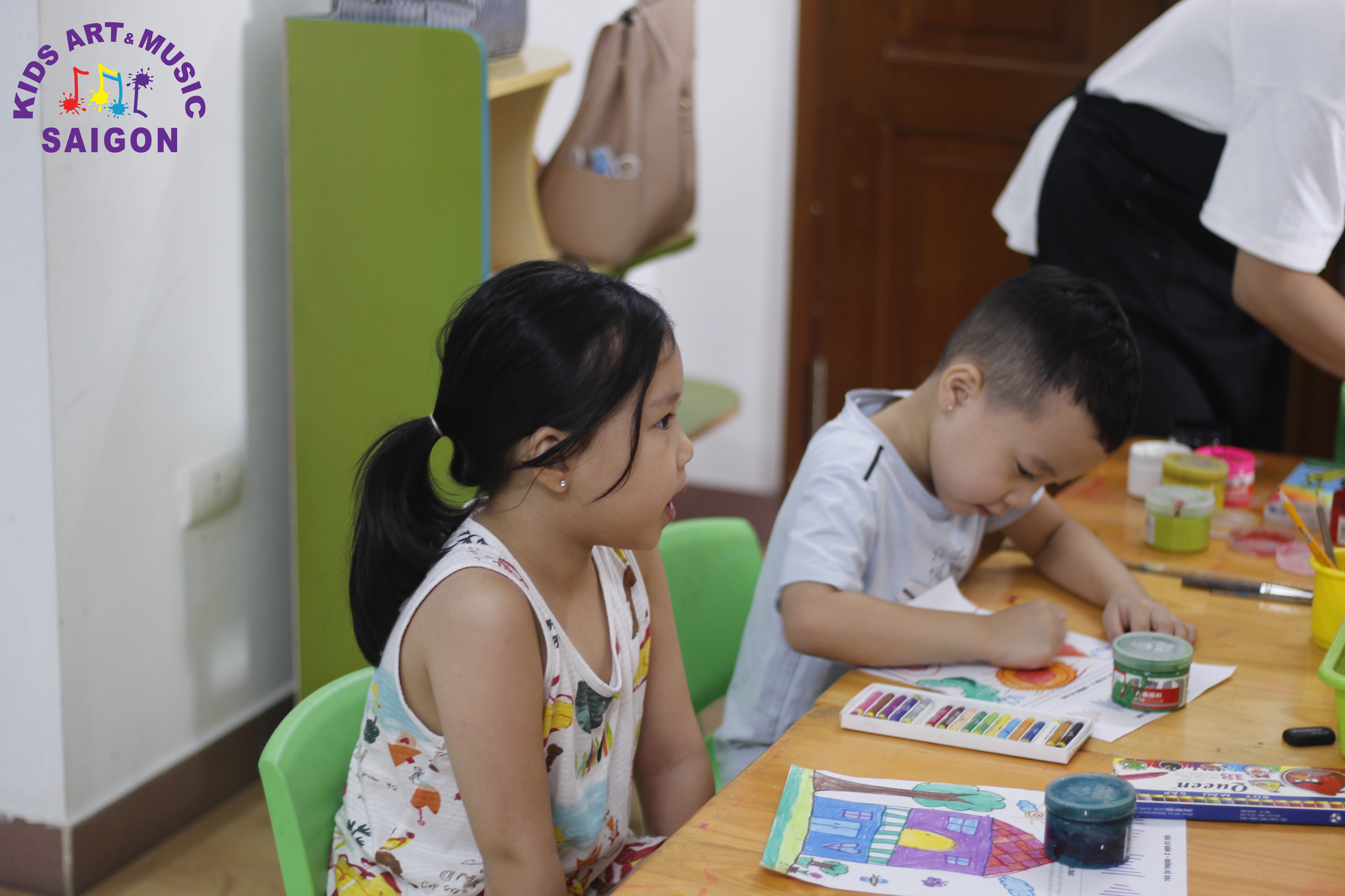 Lớp học vẽ cho trẻ em sẽ đem đến cho con bạn những lợi ích kỳ diệu gì?hình ảnh 2 Lớp học vẽ cho trẻ em sẽ đem đến cho con bạn những lợi ích kỳ diệu gì? hình ảnh 2