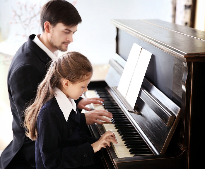 Sách học Piano cho bé – Người bạn đồng hành của trẻ thơ