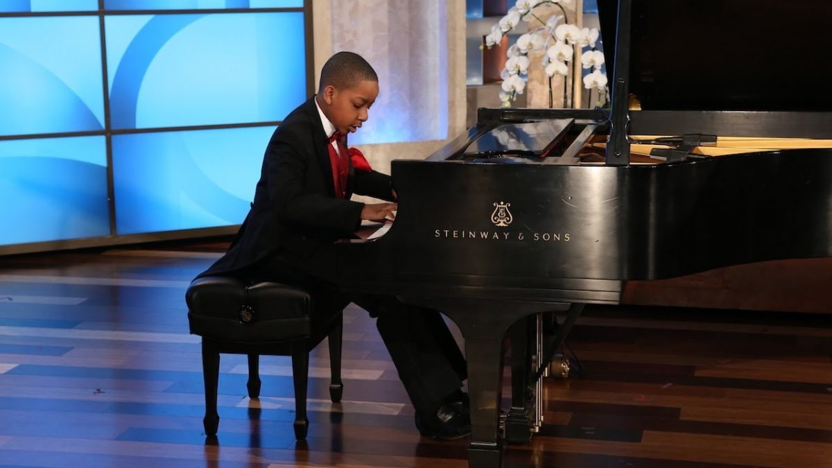 Có nên cho bé học đàn piano không và tại sao?