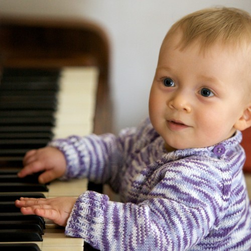 Học Piano quận 2 và tiêu chí để ba mẹ chọn lớp cho con