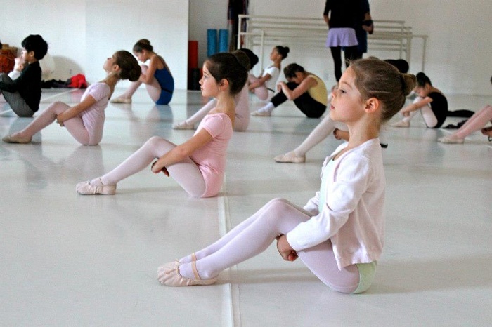 Môn thể thao nghệ thuật đỉnh cao ở lớp ballet cho bé quận 1