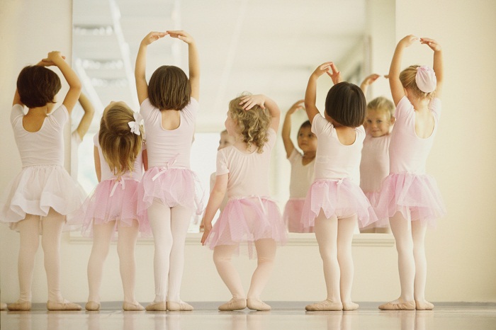 Nơi ươm mầm cho những tài năng nhí - Lớp ballet cho bé quận 5