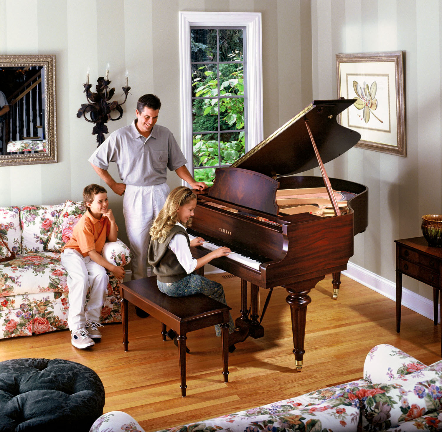 Những cách dạy đàn piano cho bé tại nhà ba mẹ nên biết - hình ảnh 3 Những cách dạy đàn piano cho bé tại nhà ba mẹ nên biết - hình ảnh 3