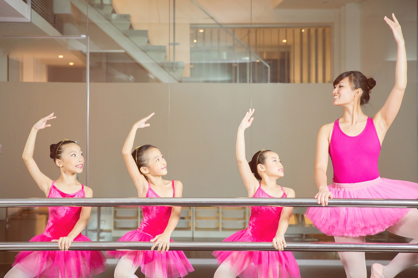 Một số điều ba mẹ cần lưu ý khi cho con tập ballet cơ bản - hình ảnh 2 Một số điều ba mẹ cần lưu ý khi cho con tập ballet cơ bản - hình ảnh 2