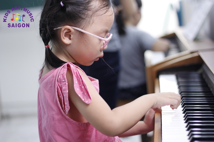 Dạy đàn piano tại nhà Hà Nội cho trẻ sẽ đem đến cho trẻ những lợi ích gì? hinh anh 1 Dạy đàn piano tại nhà Hà Nội cho trẻ sẽ đem đến cho trẻ những lợi ích gì? hinh anh 1