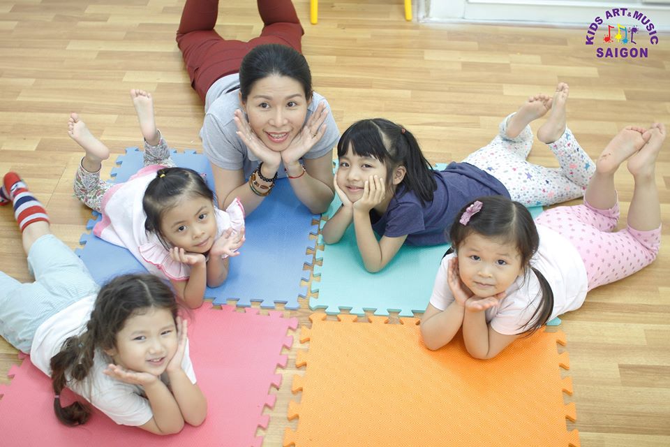 Những điệu nhảy sôi động tại các phòng tập Aerobic ở quận 1 hình ảnh 2 Những điệu nhảy sôi động tại các phòng tập Aerobic ở quận 1 hình ảnh 2