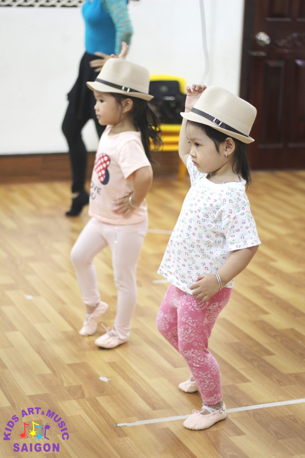 Bí quyết chọn đồ tập ở những địa chỉ bán đồ tập Aerobic tại Hà Nội