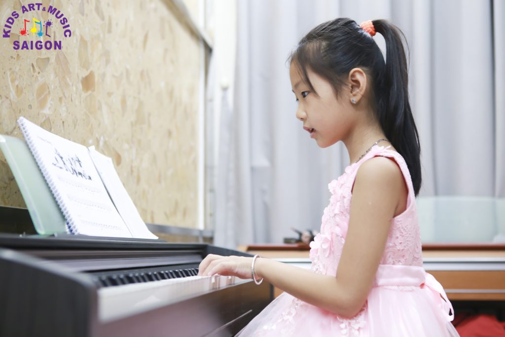 Hướng dẫn học đàn Piano tại nhà 2 Hướng dẫn học đàn Piano tại nhà 2