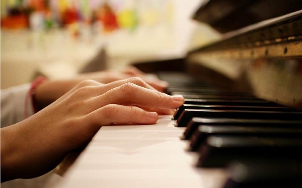 Cách đệm hát piano – Những điều bạn cần biết trước khi học Cách đệm hát piano – Những điều bạn cần biết trước khi học