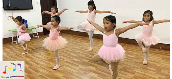 Các lớp học múa Ballet cho bé là trào lưu HOT trong mùa hè này ảnh 3 Các lớp học múa Ballet cho bé là trào lưu HOT trong mùa hè này ảnh 3