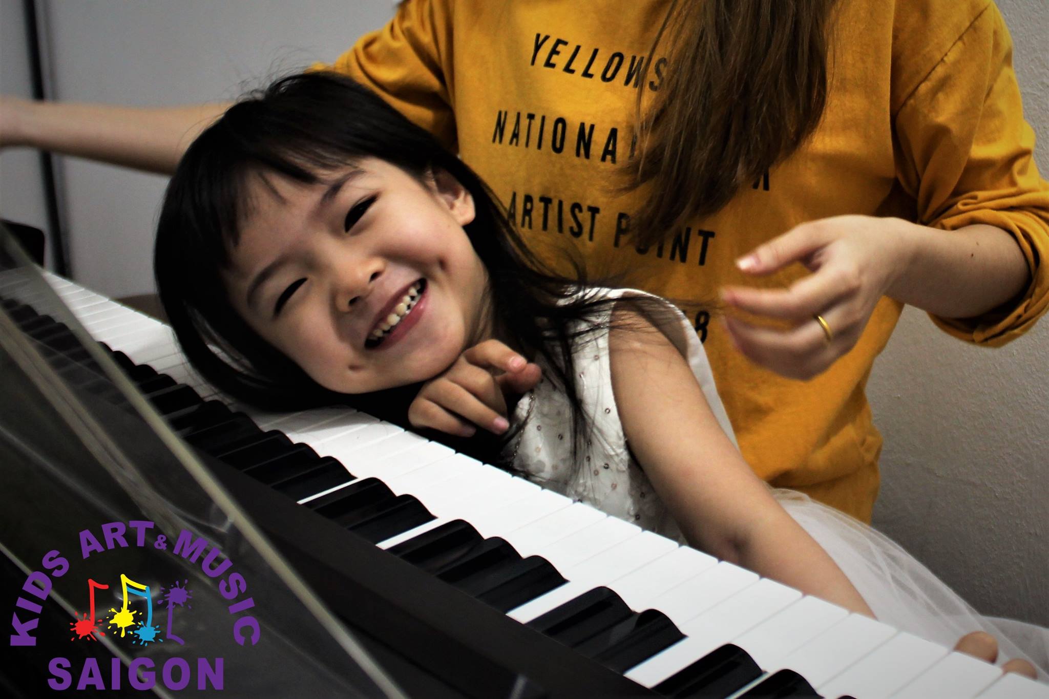Chia sẻ kinh nghiệm chọn mua đàn Piano điện cho bé - hình ảnh 1