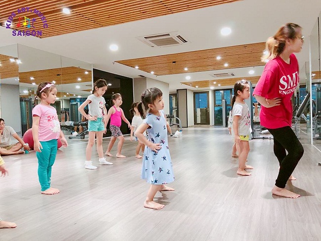 Lớp dạy nhảy hiện đại - Nơi ươm mầm tài năng cho bé hình ảnh 3 Lớp dạy nhảy hiện đại - Nơi ươm mầm tài năng cho bé hình ảnh 3