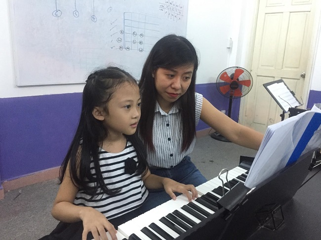 Tại sao nên cho bé theo học tại trung tâm dạy piano tại Hà Nội Tại sao nên cho bé theo học tại trung tâm dạy piano tại Hà Nội