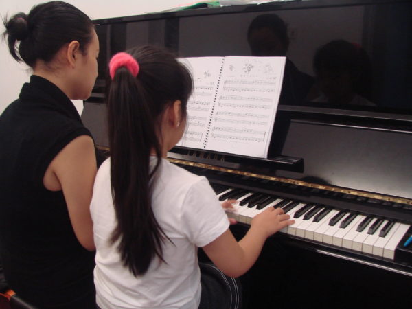 Kinh nghiệm tìm giáo viên piano cho trẻ hình ảnh 1 Kinh nghiệm tìm giáo viên piano cho trẻ hình ảnh 1