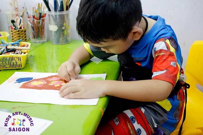 Vì sao việc lựa chọn lớp dạy vẽ trẻ em quận 9 là một quyết định đúng đắn?