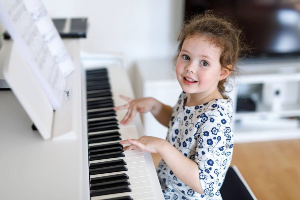 Những lưu ý không thể bỏ qua khi tìm giáo viên dạy piano tại nhà TpHCM