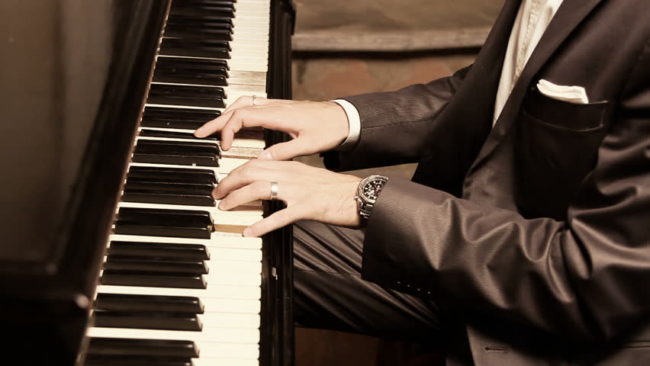 Bạn đang tìm kiếm sinh viên nhạc viện dạy Piano?
