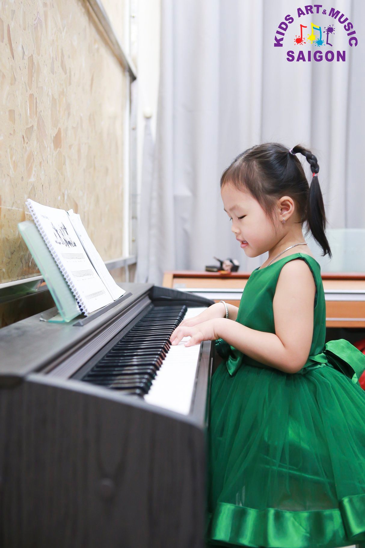 Lợi ích tuyệt vời khi cho bé tham gia lớp học Piano tại Hải Phòng hình ảnh 1 Lợi ích tuyệt vời khi cho bé tham gia lớp học Piano tại Hải Phòng hình ảnh 1