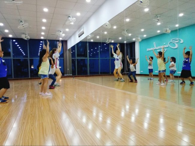 Những lớp dạy nhảy hiện đại trẻ em ở quận Tân Phú mang lại cho bé những gì? hình ảnh Những lớp dạy nhảy hiện đại trẻ em ở quận Tân Phú mang lại cho bé những gì? hình ảnh