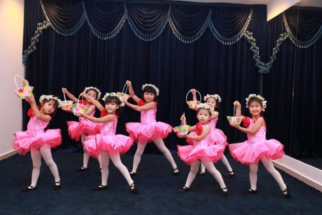 Các lớp múa ballet cho bé ở quận 1 tp HCM hình ảnh 3 Các lớp múa ballet cho bé ở quận 1 tp HCM hình ảnh 3