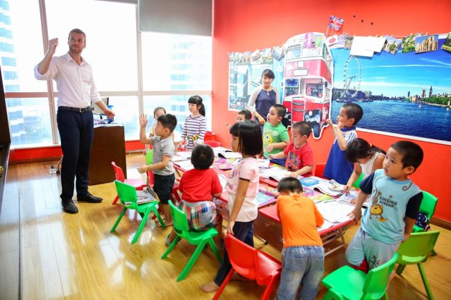 Khám phá bí ẩn của những lớp học vẽ thiếu nhi ở quận Tân Phú
