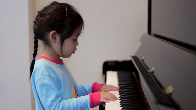 Điểm nổi bật của lớp dạy đàn piano quận 12 hình ảnh 2.