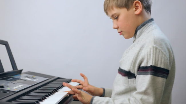 Điểm nổi bật của lớp dạy đàn piano quận 12 hình ảnh 3.