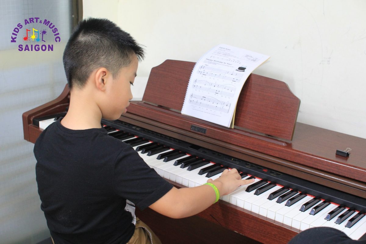 Tìm hiểu về lớp gia sư Piano TPHCM