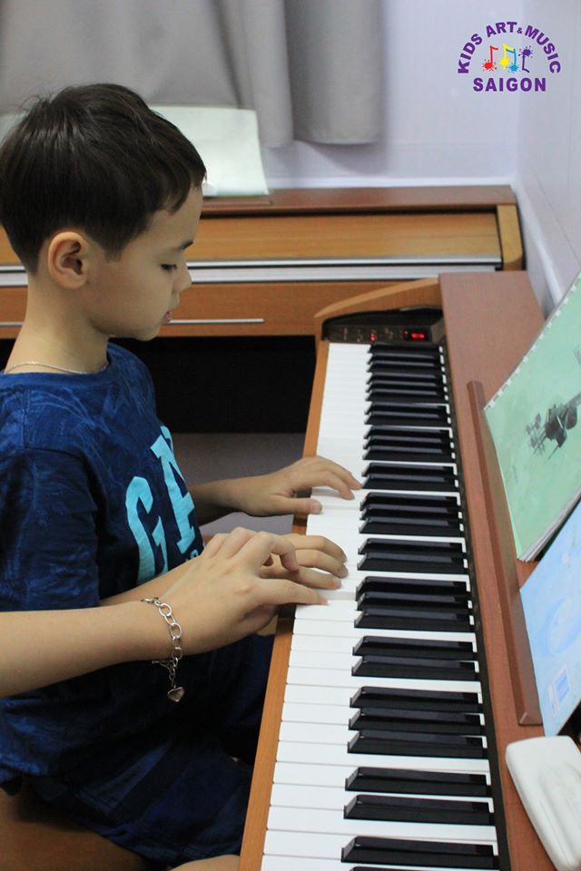 Những giai đoạn học Piano cho trẻ em