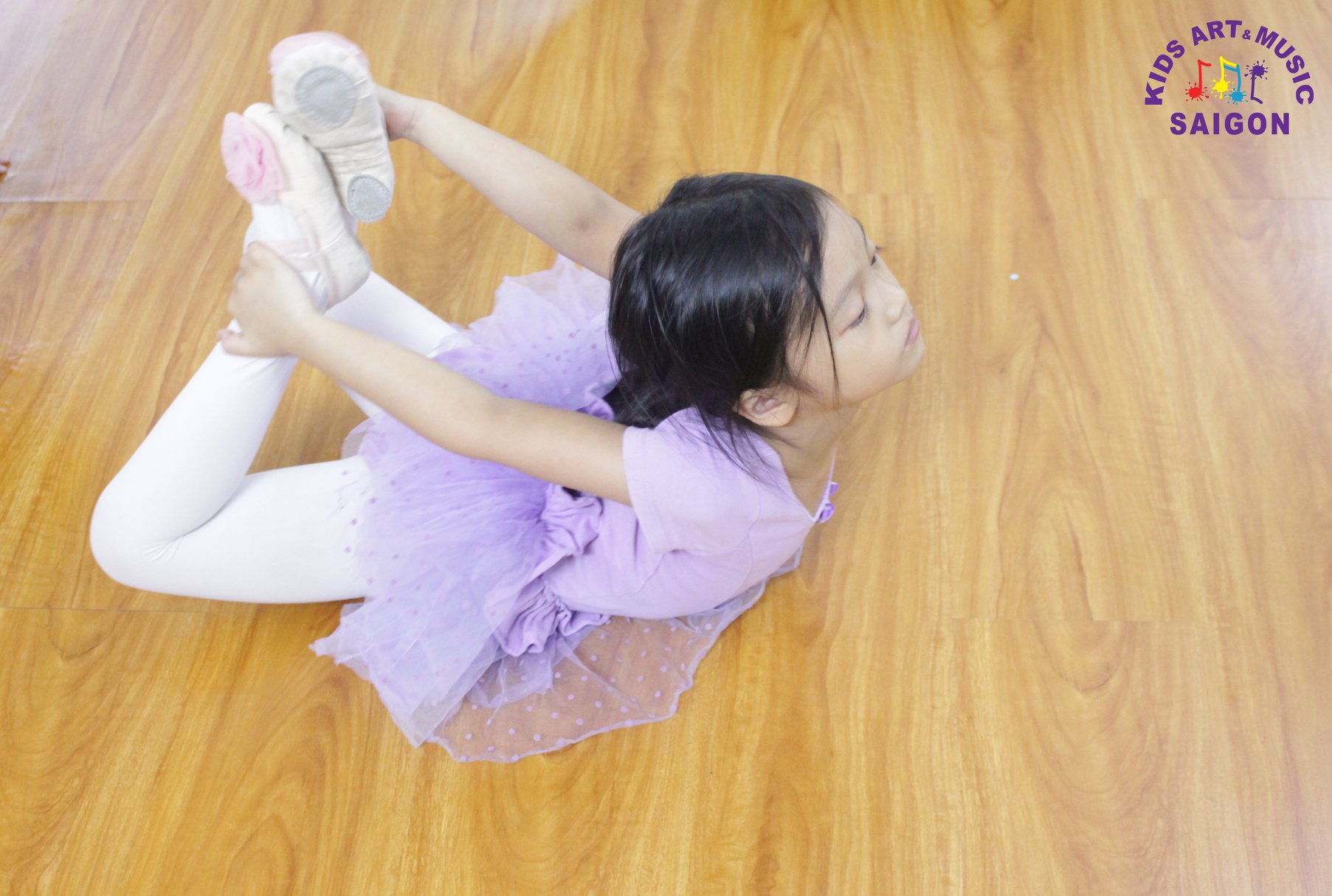 Múa là gì? Bé tập múa mang lại lợi ích gì? - hình ảnh 3 Múa là gì? Bé tập múa mang lại lợi ích gì? - hình ảnh 3