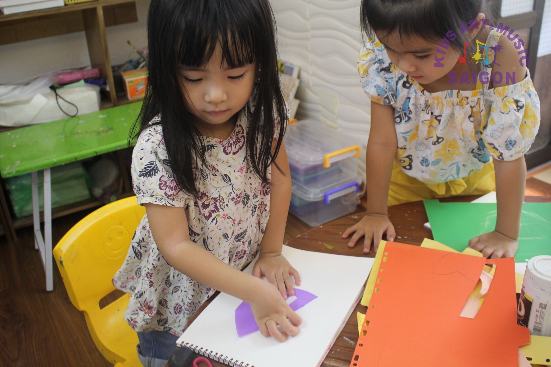 Có gì tuyệt vời ở các lớp học mỹ thuật cho trẻ em? Hình ảnh 5 Có gì tuyệt vời ở các lớp học mỹ thuật cho trẻ em? Hình ảnh 5