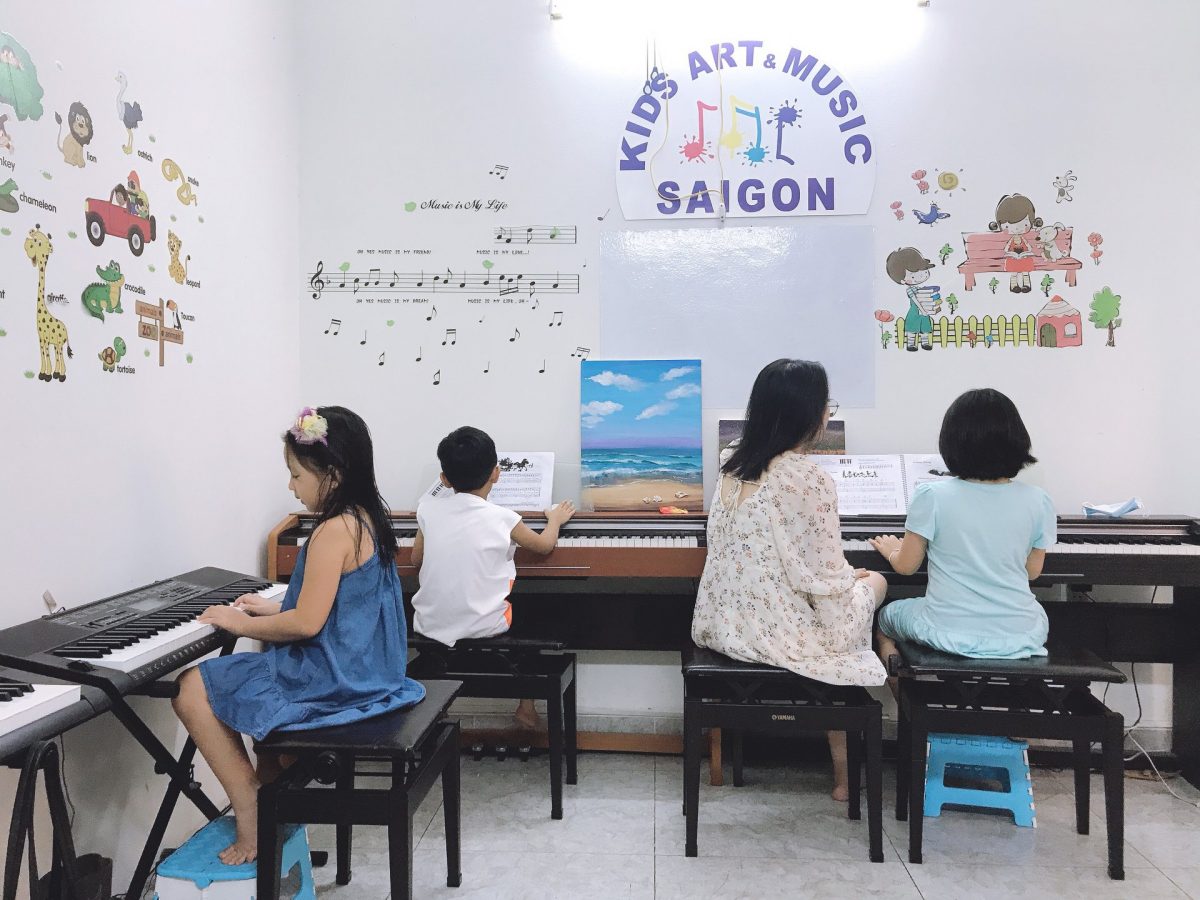 Tìm hiểu về lớp dạy đàn piano cho bé từ 3-5 tuổi