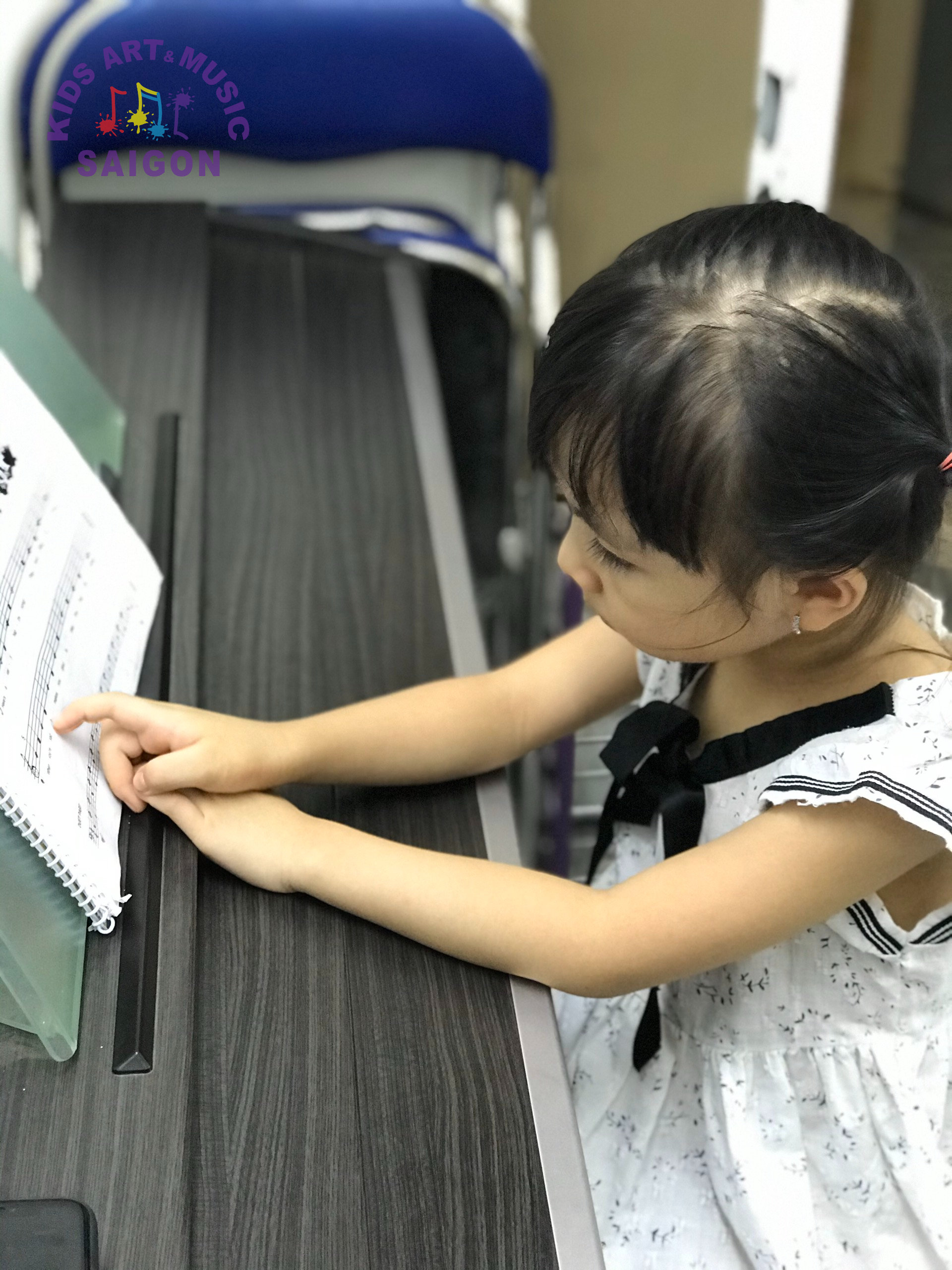 Chia sẻ kinh nghiệm chọn mua piano cho bé - hình ảnh 1 Chia sẻ kinh nghiệm chọn mua piano cho bé - hình ảnh 1