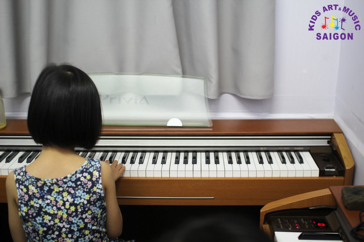 08 mẹo hữu ích khi cho trẻ học đàn piano