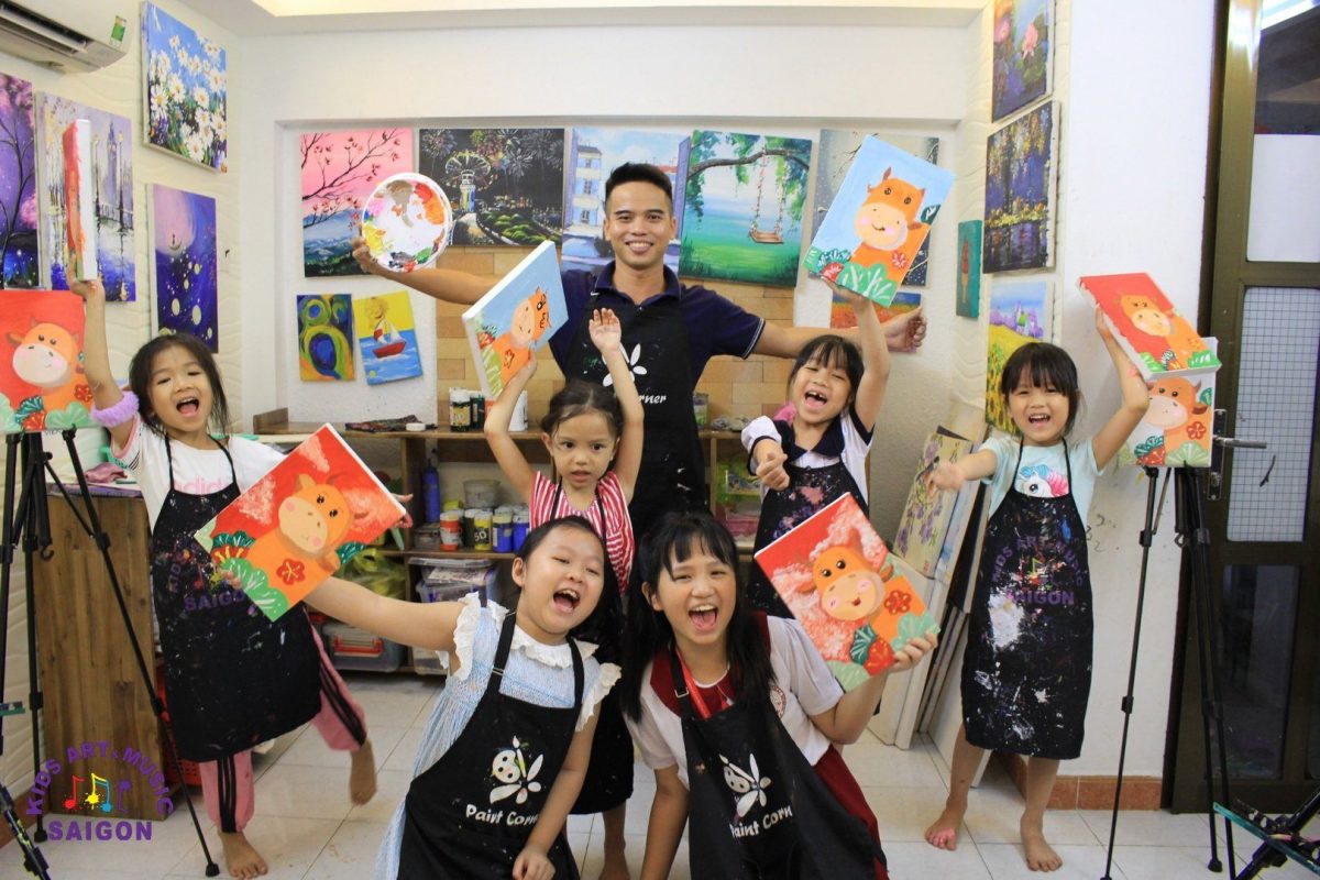 Học vẽ tranh cho trẻ em – Khơi dậy tính nghệ thuật và sự sáng tạo trong con